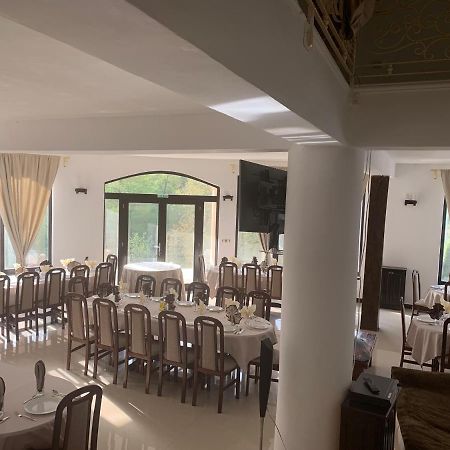 Hotel Pensiunea Medeea Pestis Esterno foto